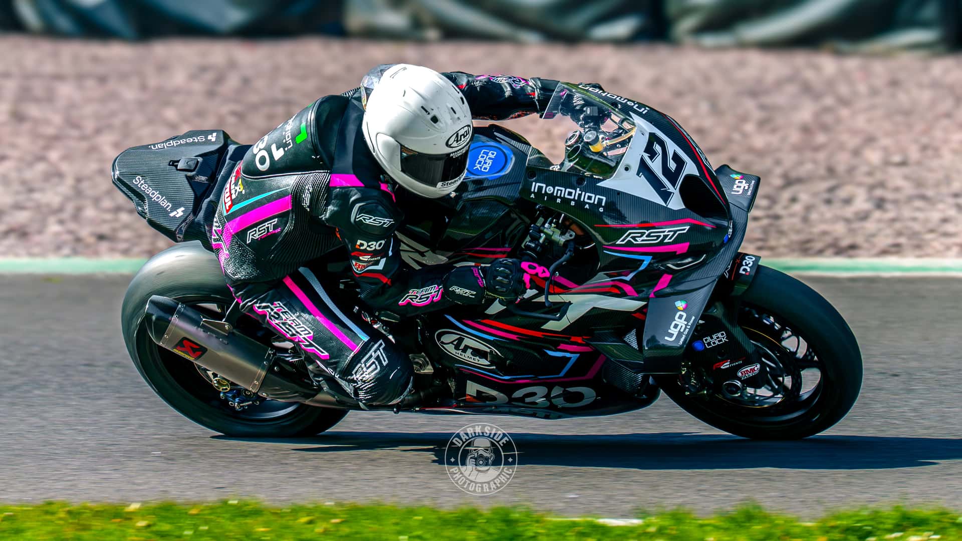 RST V4.2 D3O: The Race-Ready Leather Suit Used by Ian Hutchinson